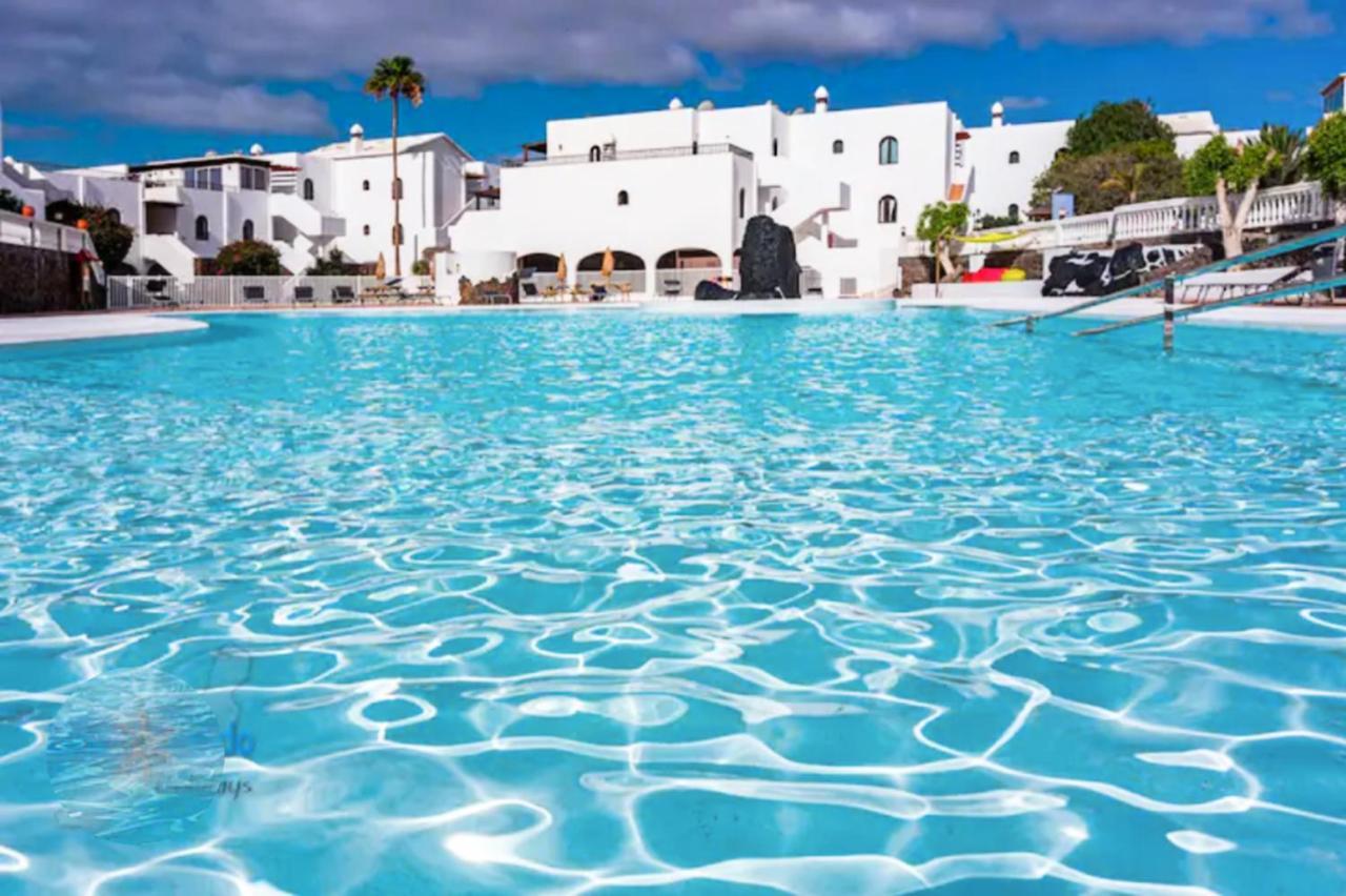 New Pools Wonderful Views Ac Apartment Costa Teguise Exterior photo
