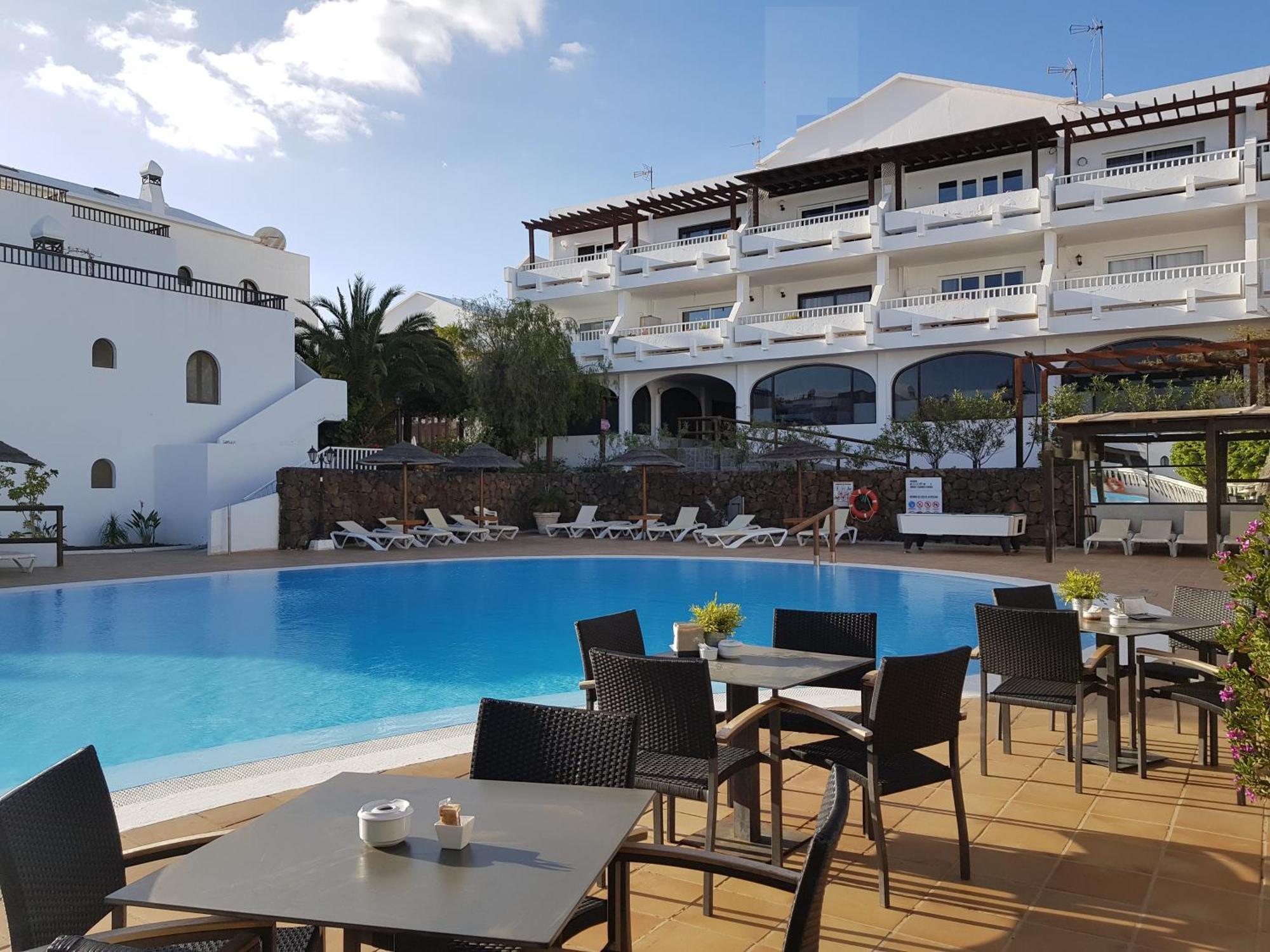 New Pools Wonderful Views Ac Apartment Costa Teguise Exterior photo