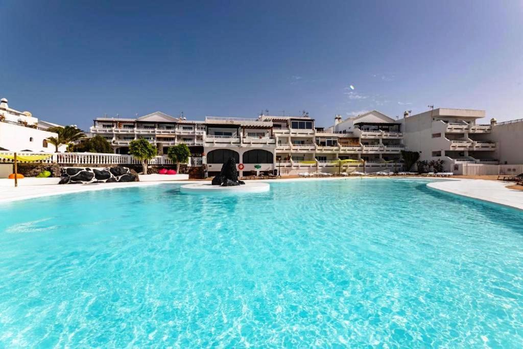 New Pools Wonderful Views Ac Apartment Costa Teguise Exterior photo