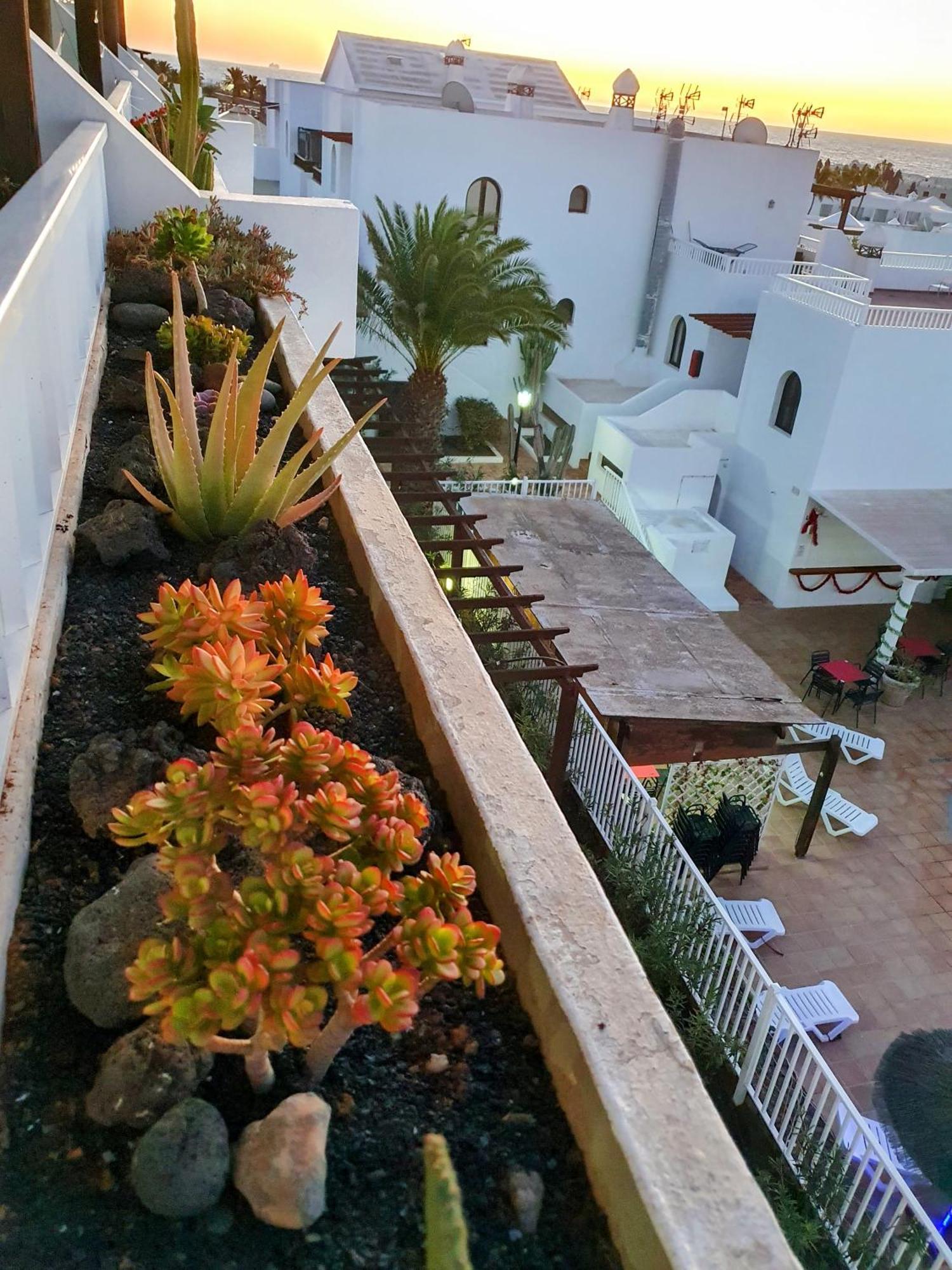 New Pools Wonderful Views Ac Apartment Costa Teguise Exterior photo
